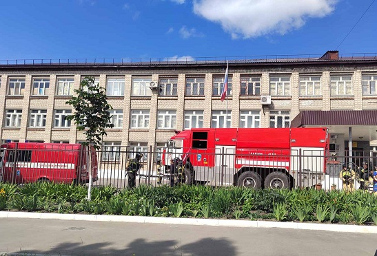 Тренировочные пожарно-тактические учения  в здании школы № 2 им. В. А. Коновалова.