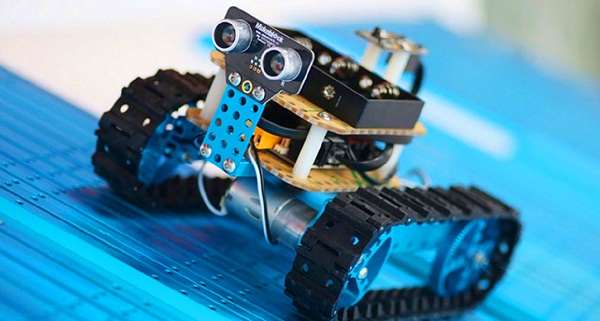   Присоединяйтесь к Всероссийскому чемпионату по виртуальной робототехнике «Юный Кулибин»! .