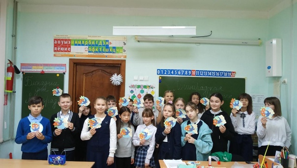 Учащиеся школы №2 им. В.А. Коновалова приняли участие в патриотической акции «Блокадная ласточка».