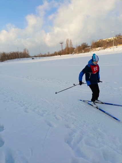 2 февраля ребята из нашего класса приняли участие в муниципальном первенстве по лыжным гонкам &quot;ЛЫЖНЯ РОССИИ - 2024&quot;.