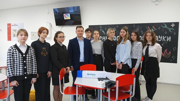 Сегодня состоялась встреча участников Медиа-центра «ШИК» с руководителем фонда «Таманец» Сергеем Завидовым.