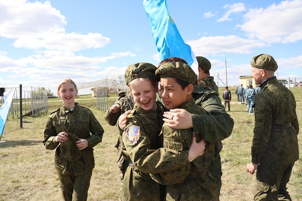 Команда «Таманец» школы №2 приняла участие в зональном  этапе Всероссийской военно-патриотической игры &quot;Зарница 2.0&quot;.